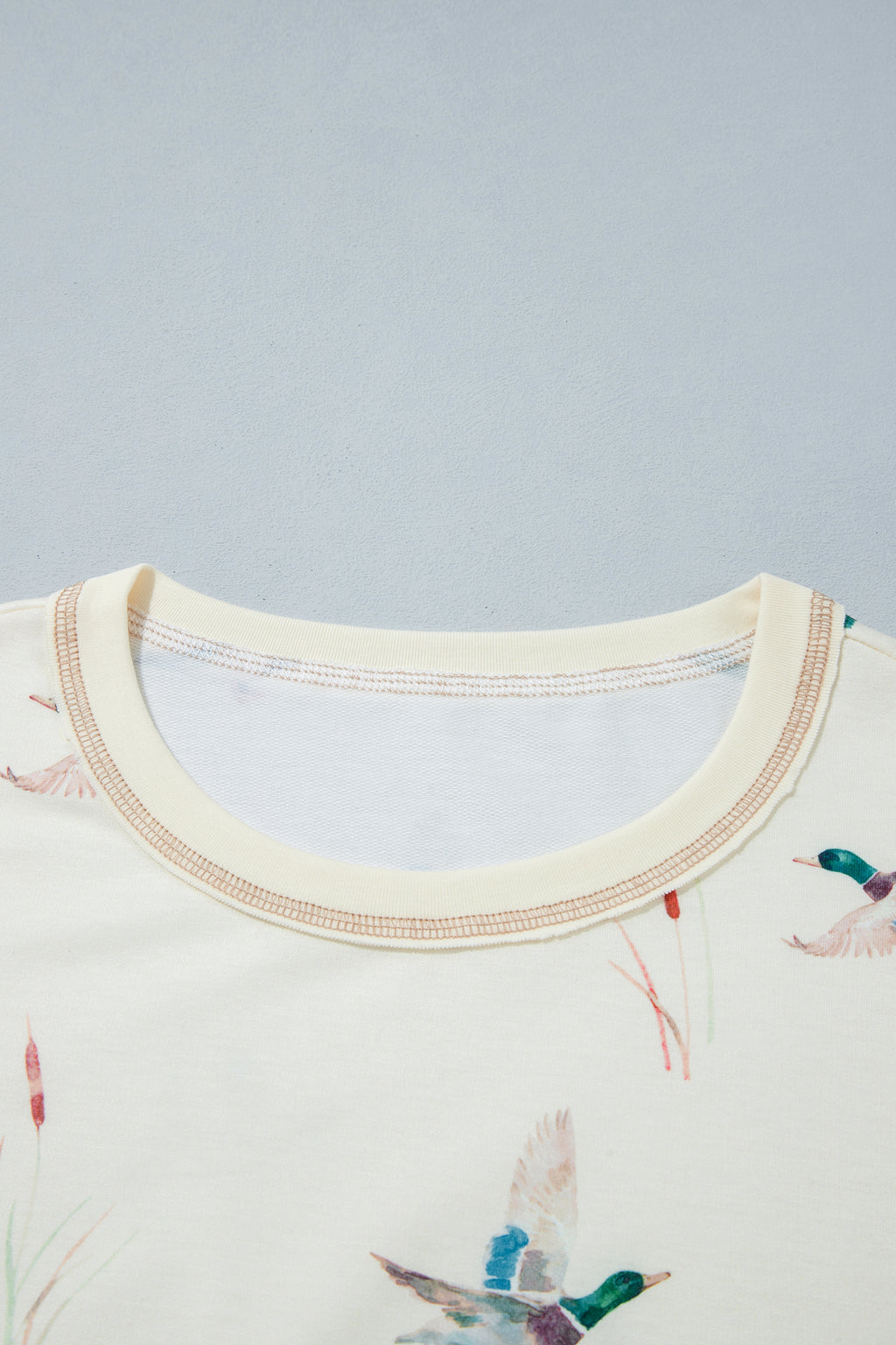 Beige Free Mallard Print Long Sleeve Top Drawstring Short Set